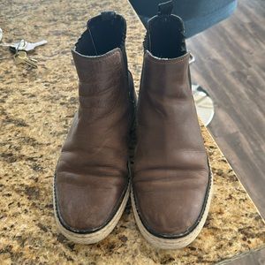 Men’s Frye Chelsea Boot Sneaker Size 8
